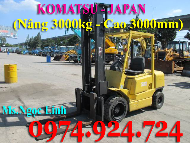 Xe nâng hàng đã qua sử dụng FD30 hiệu Komatsu nâng 3000kg - 3000mm